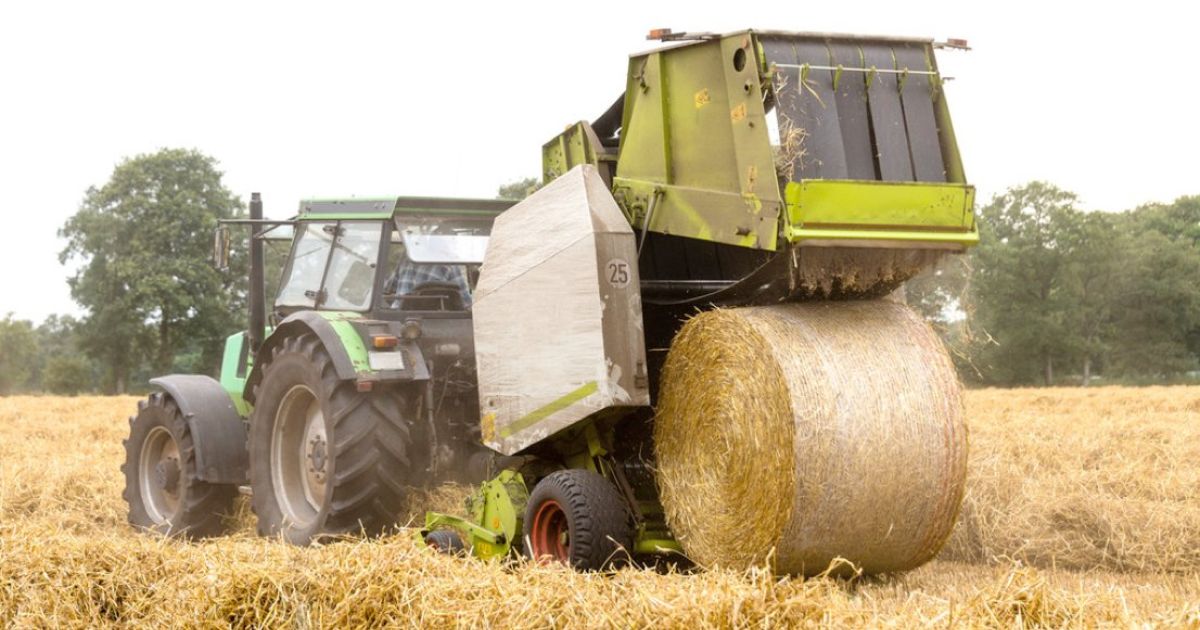 365FarmNet - Straw baling